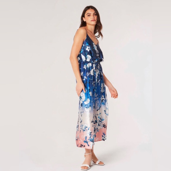 2024 Collection Floral Ombre Satin Split Leg Jumpsuit - Picture 4 of 4